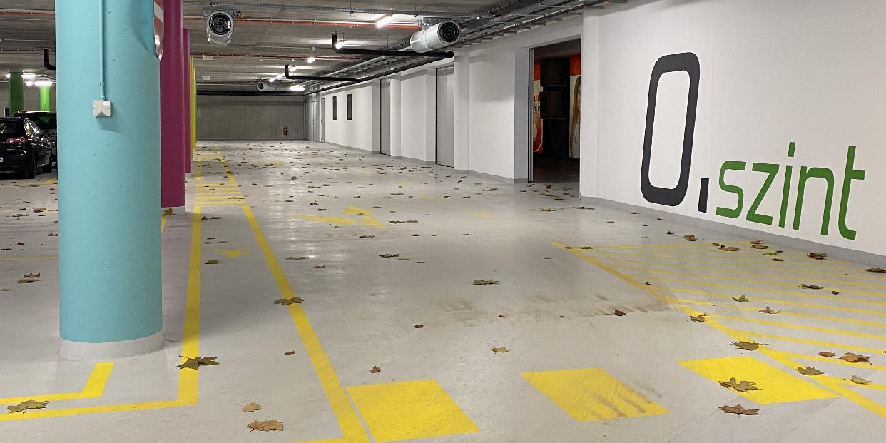 Megduplázott parkolóhelyek